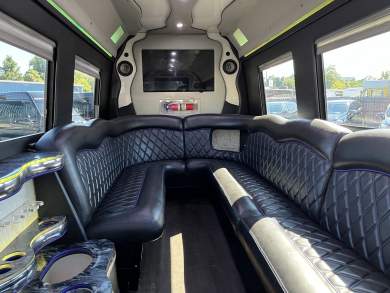 2016 Mercedes-Benz Sprinter 3500 170” ext 4 Wheel drive Sprinter for Sale in Pasadena, MD - Main Photo