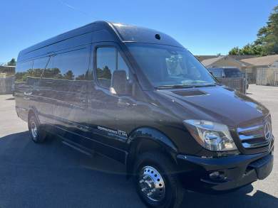 2016 Mercedes-Benz Sprinter 3500 170” ext 4 Wheel drive Sprinter for Sale in Pasadena, Maryland, US - Photo 4
