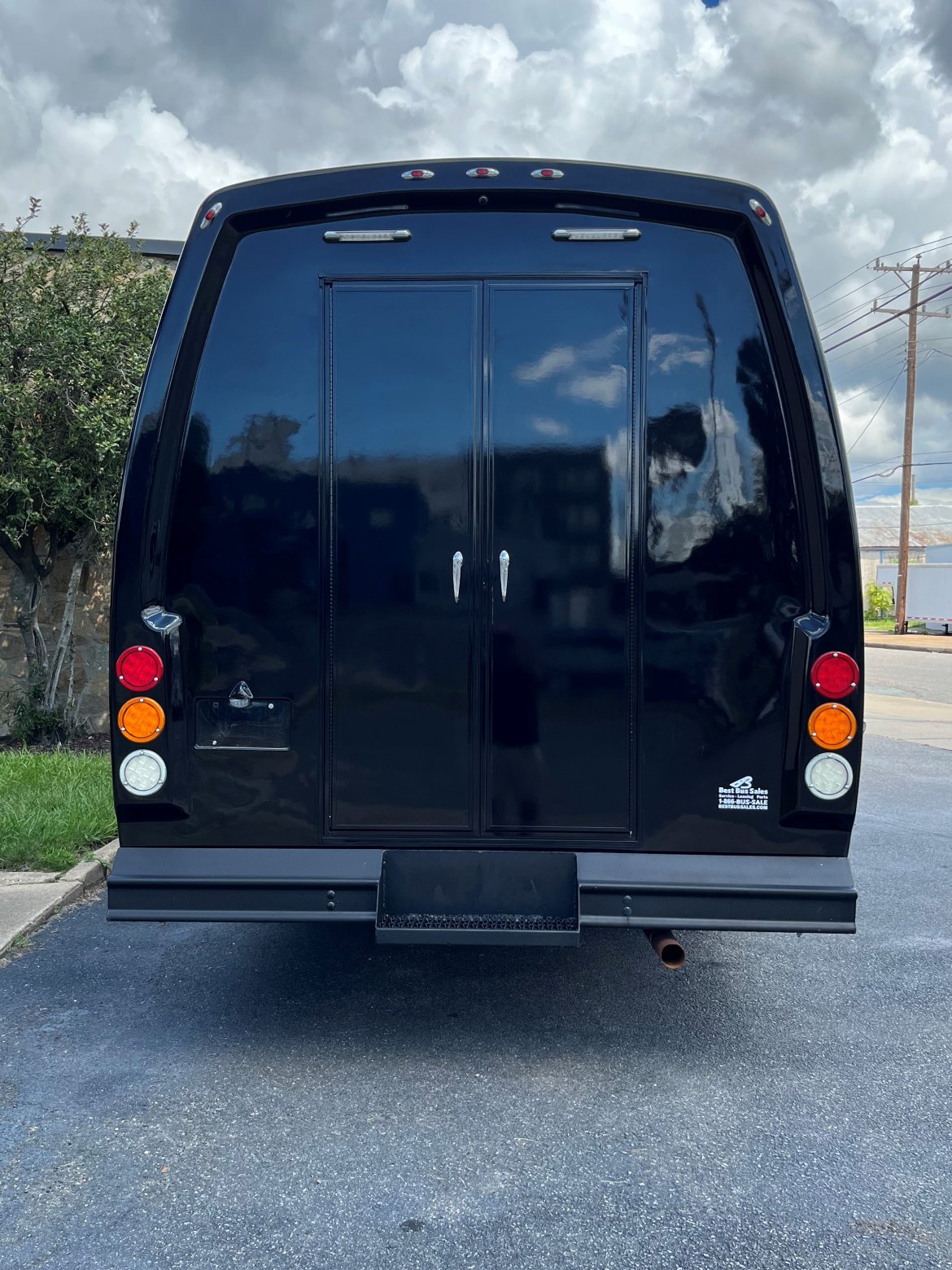 Limo Bus for Sale in Richmond, VA - Photo 64