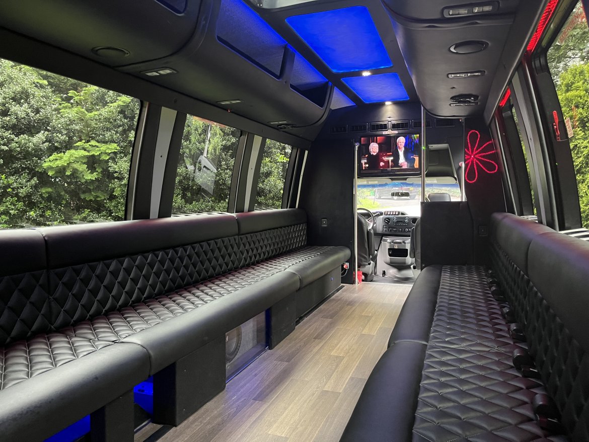 Limo Bus for Sale in Richmond, VA - Photo 4