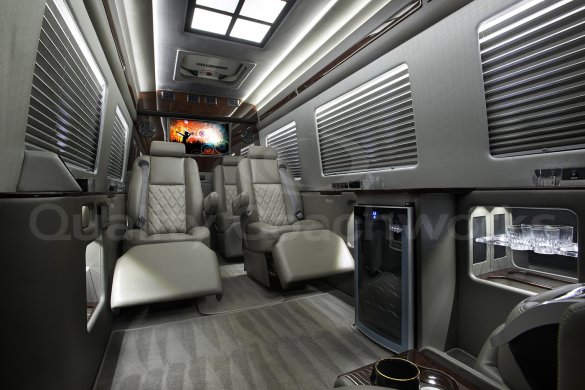 2018 Mercedes-Benz Sprinter 170 EXT Sprinter for Sale in Ontario, CA - Photo 3