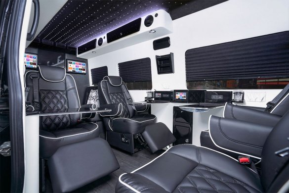 2021 Mercedes-Benz Supreme Sprinter Sprinter for Sale in Whitestone, NY - Photo 3