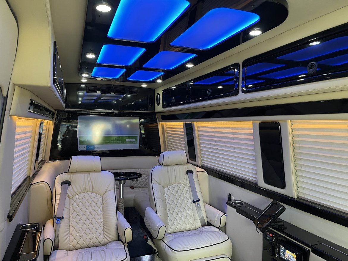 Used 2015 Mercedes-Benz 2500 Luxury Sprinter for sale #WS-15624 | We ...