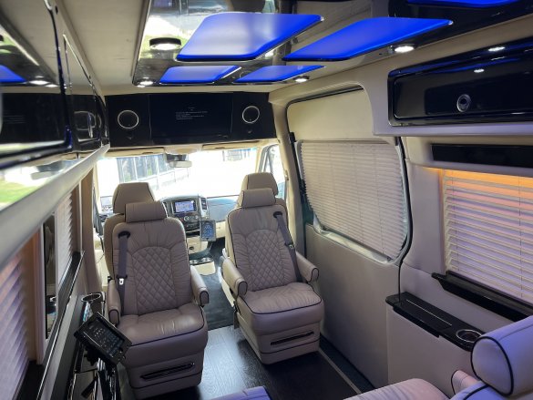 2015 Mercedes-Benz 2500 Luxury Sprinter Sprinter for Sale in Richmond, VA - Photo 3