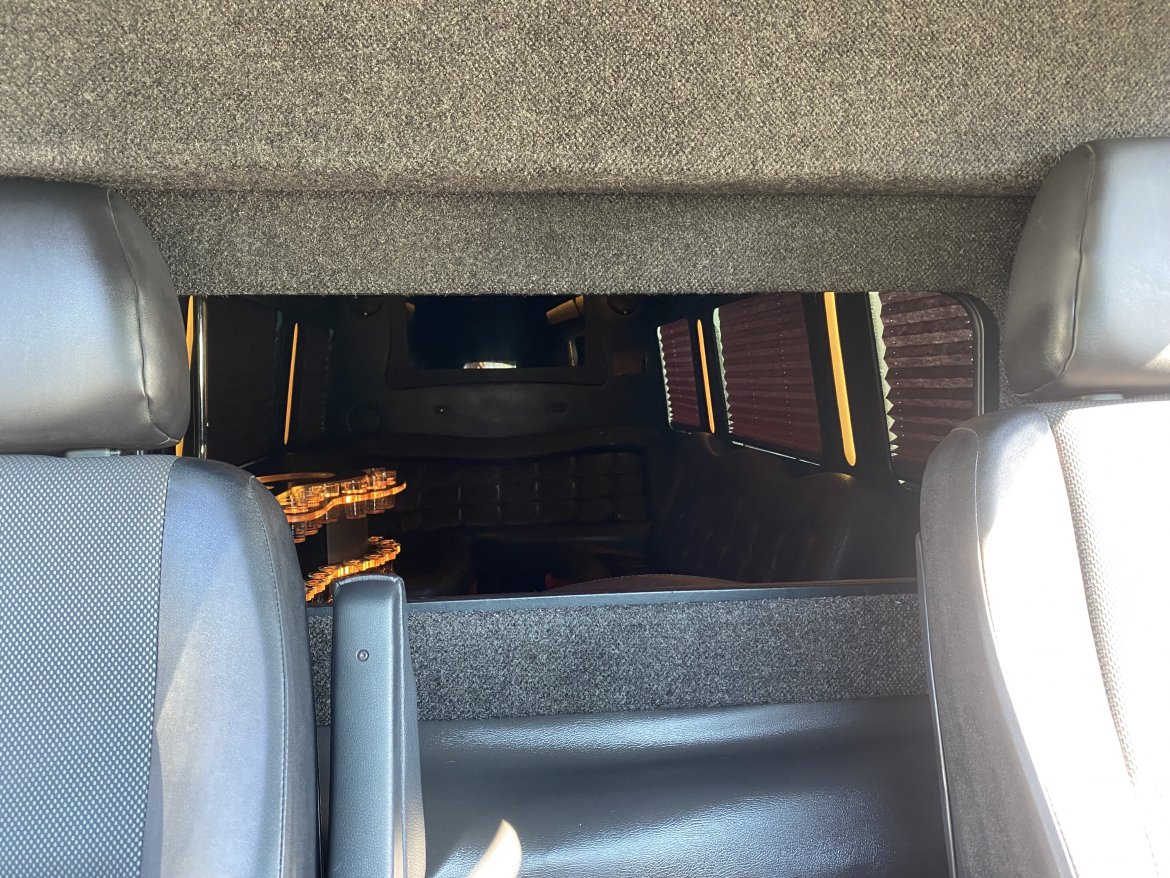 Limo Bus for Sale in PORTLAND, OR - Photo 23