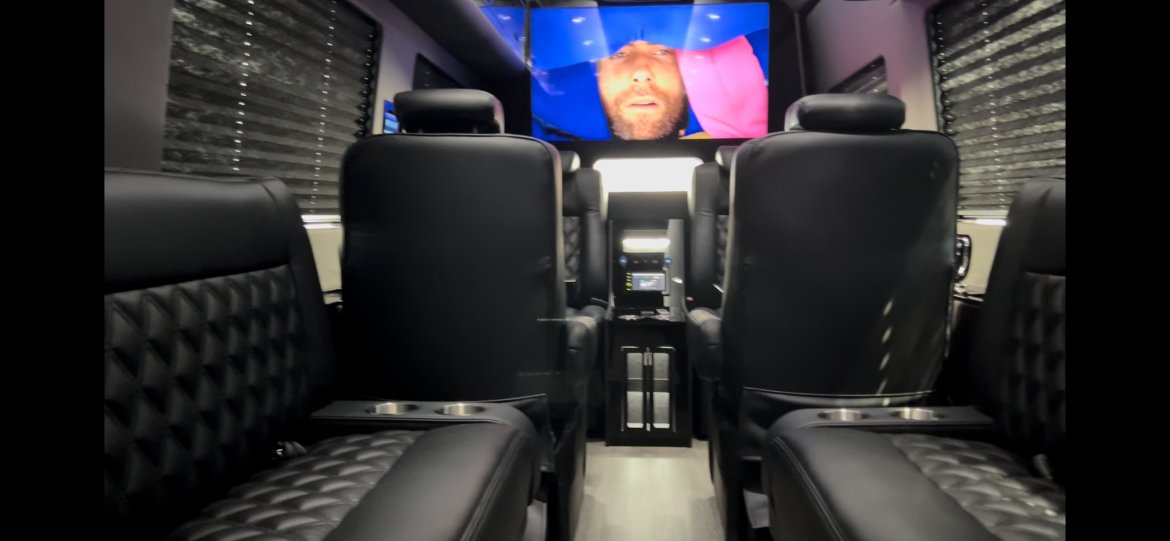 Executive Shuttle for Sale in Anaheim, CA - Photo 8