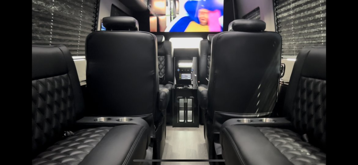 Executive Shuttle for Sale in Anaheim, CA - Photo 14