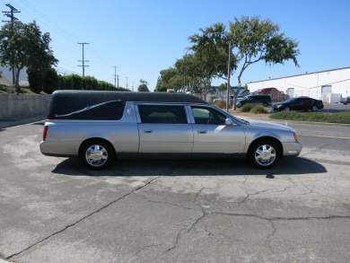 2005 Federal Coach Cadillac Deville Hearse