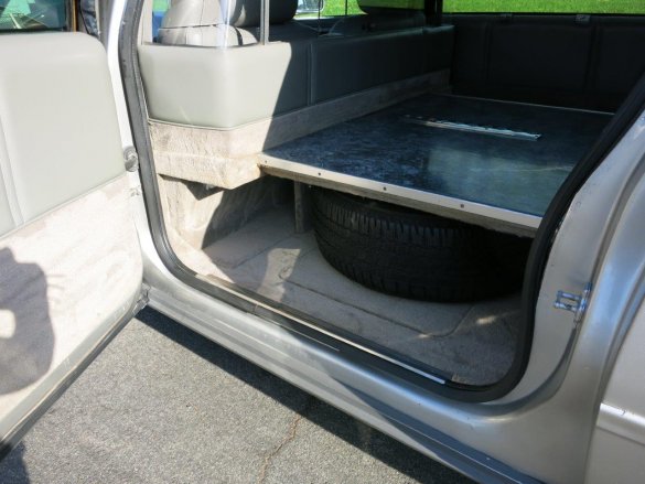 2005 Federal Coach Cadillac Deville Hearse