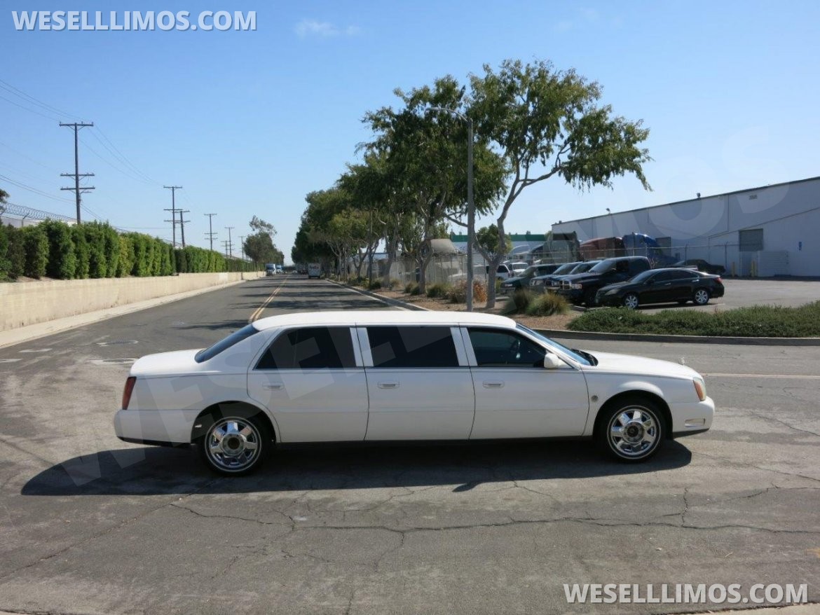 Photo of Limousine for sale: 2004 Cadillac Deville 6-Door by Federal Coach