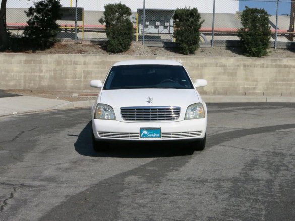 2004 Federal Coach Cadillac Deville 6-Door Limousine