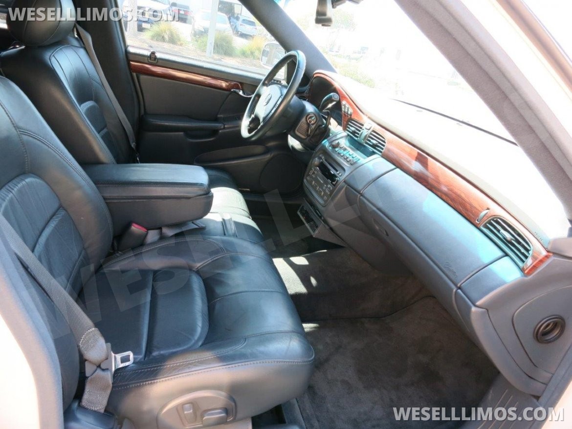 Photo of Limousine for sale: 2004 Cadillac Deville 6-Door by Federal Coach