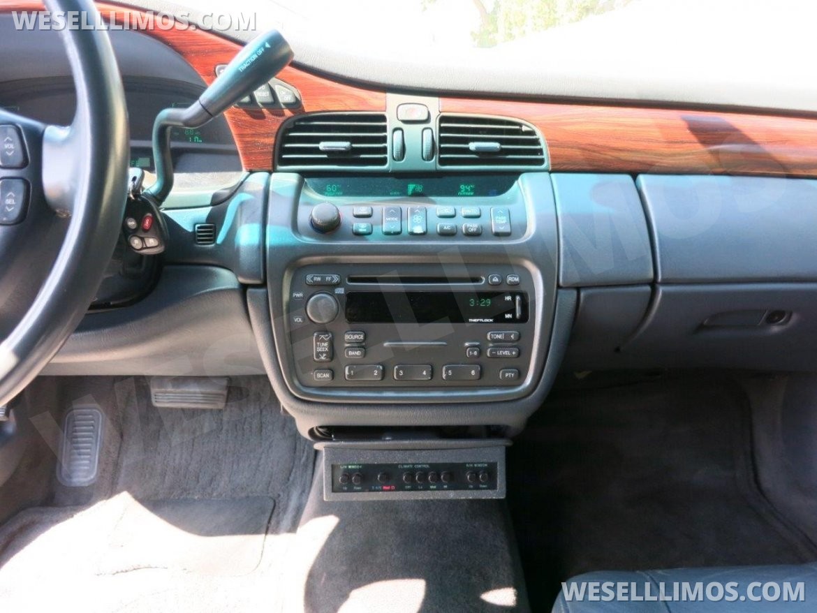 Photo of Limousine for sale: 2004 Cadillac Deville 6-Door by Federal Coach