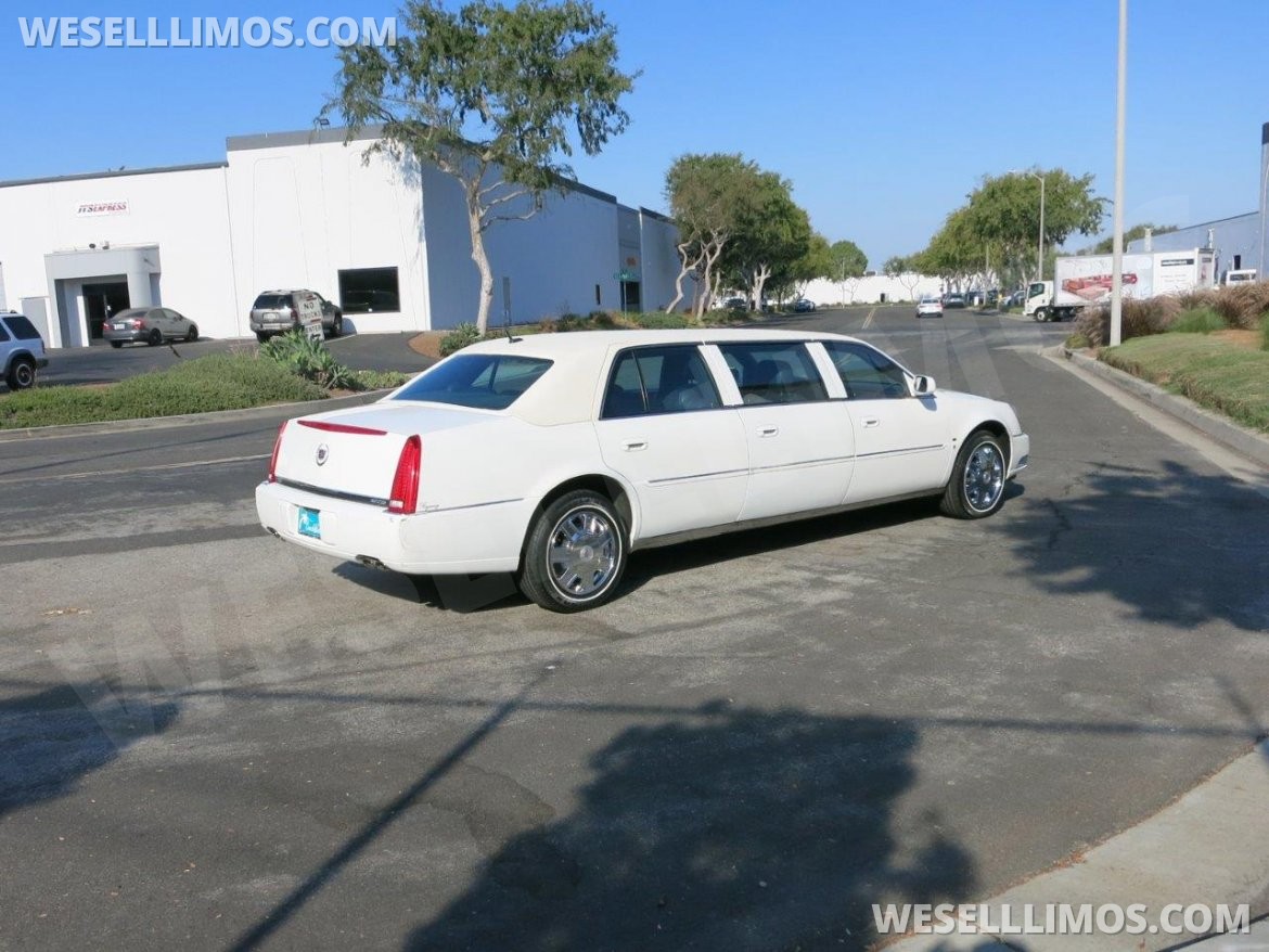 Photo of Limousine for sale: 2007 Cadillac DTS 6-Door by Eagle Coach