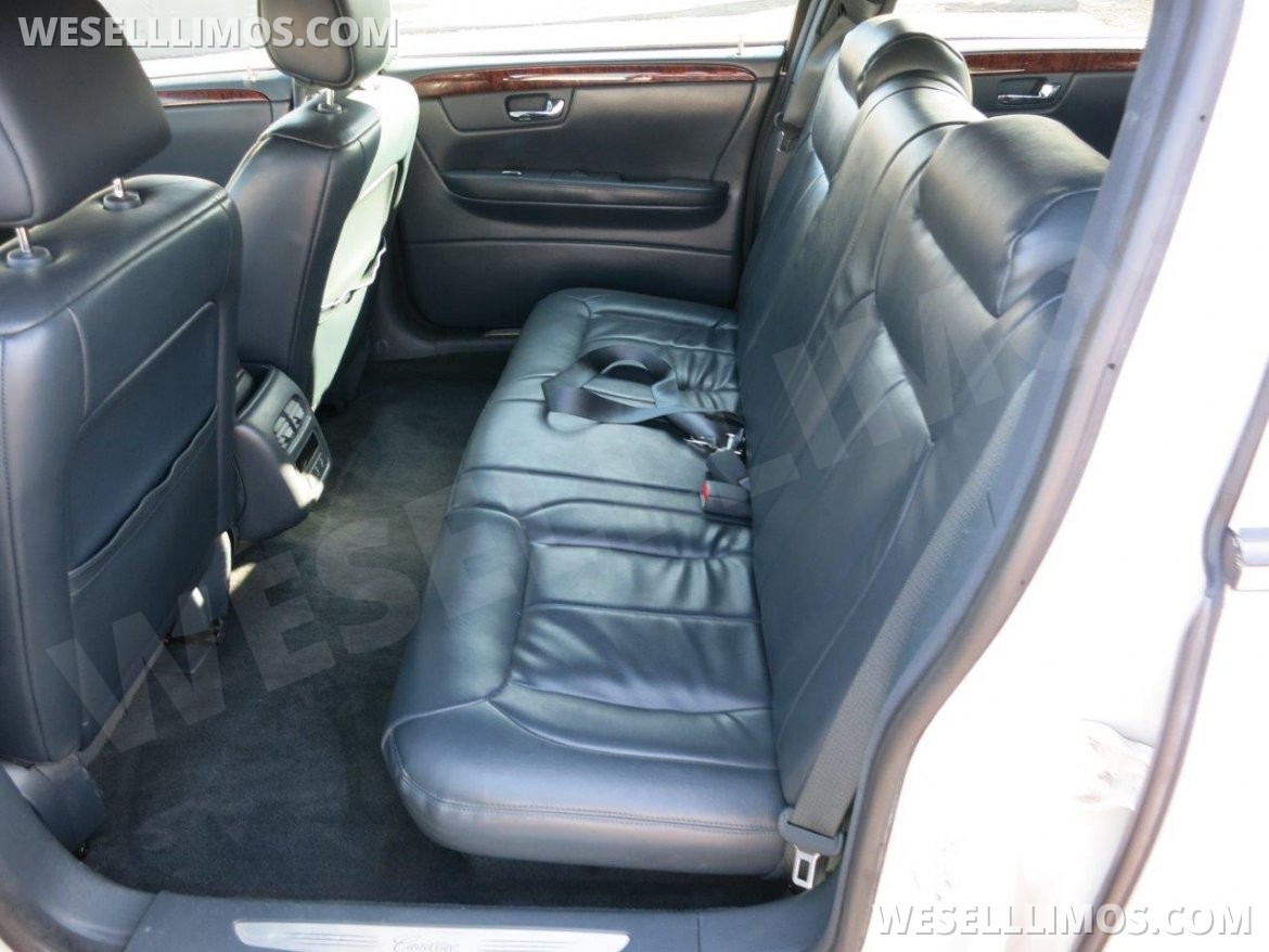 Photo of Limousine for sale: 2007 Cadillac DTS 6-Door by Eagle Coach