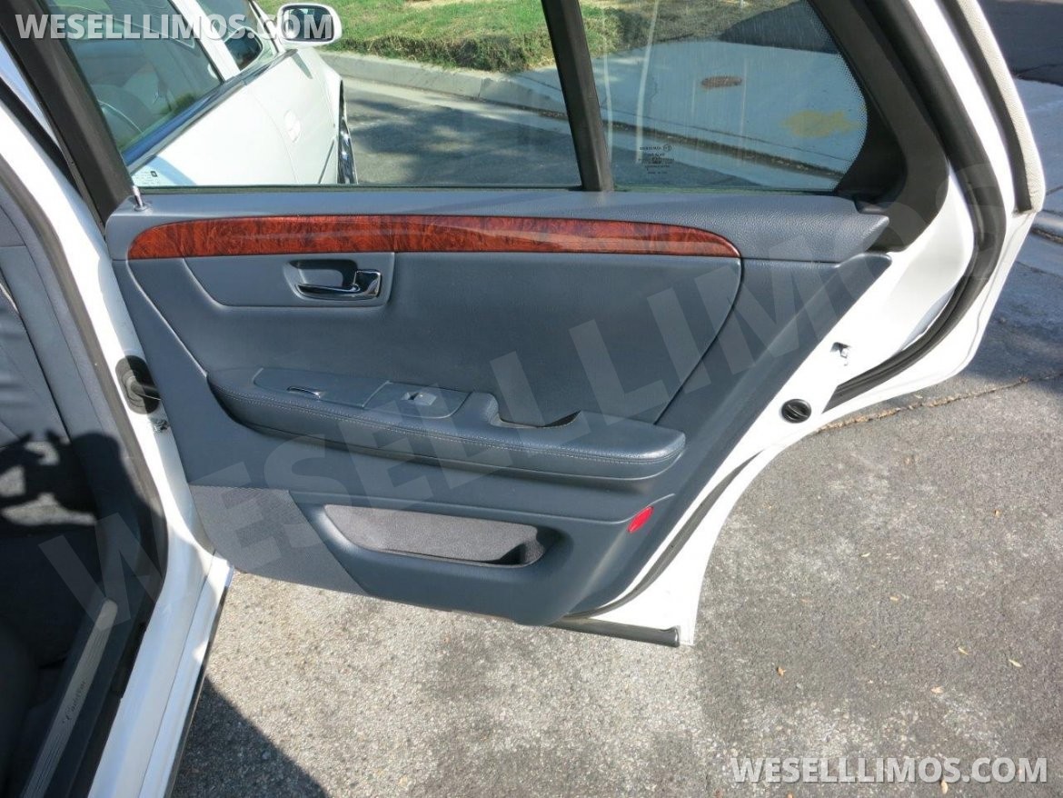 Photo of Limousine for sale: 2007 Cadillac DTS 6-Door by Eagle Coach