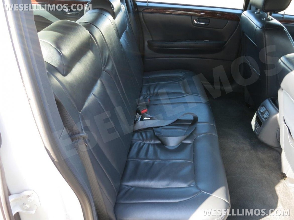 Photo of Limousine for sale: 2007 Cadillac DTS 6-Door by Eagle Coach