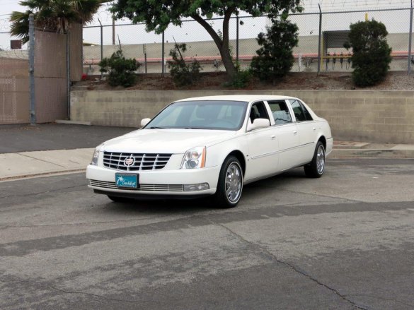 2007 Eagle Coach Cadillac DTS 6-Door Limousine