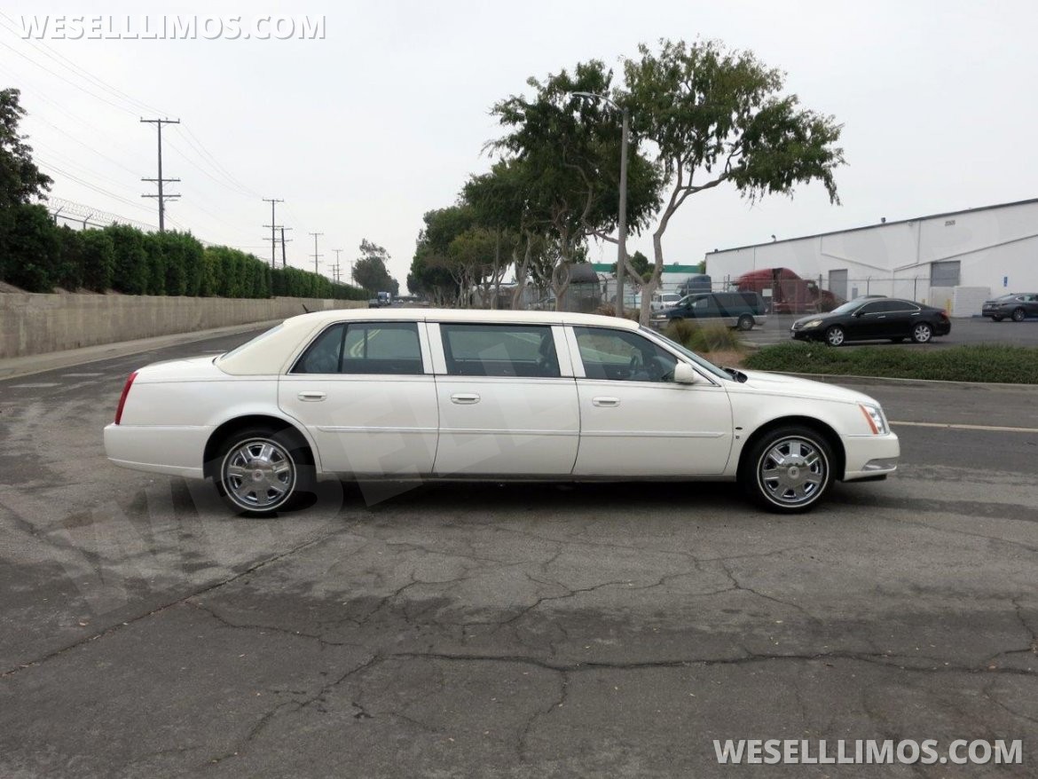 Photo of Limousine for sale: 2007 Cadillac DTS 6-Door by Eagle Coach