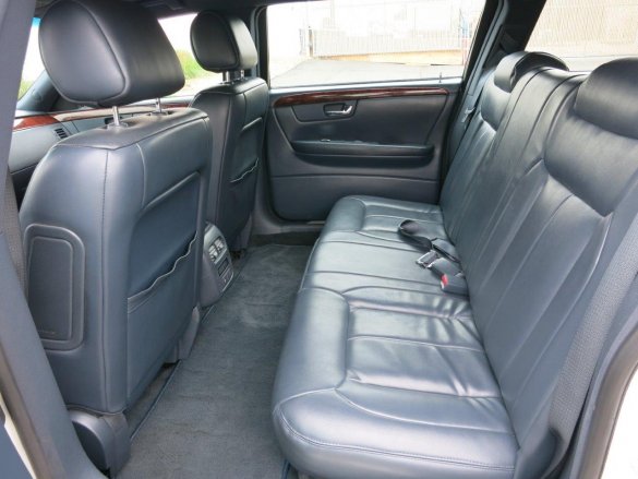 2007 Eagle Coach Cadillac DTS 6-Door Limousine