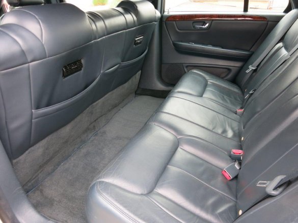 2007 Eagle Coach Cadillac DTS 6-Door Limousine