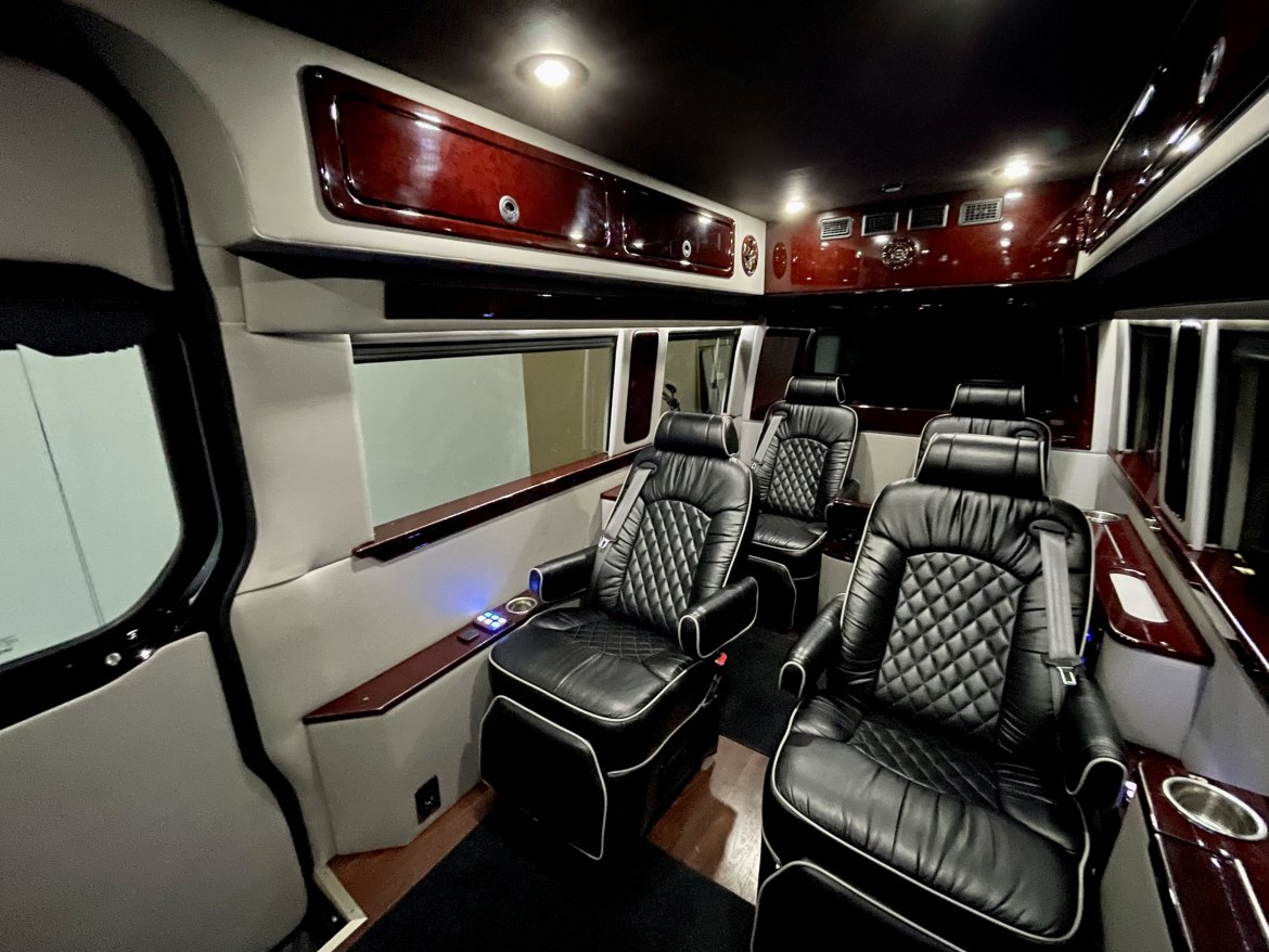 Sprinter for Sale in Champaign, IL - Photo 24