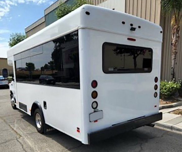 2016 Ford E 450 Limo Bus for Sale in Pasadena, MD - Photo 3