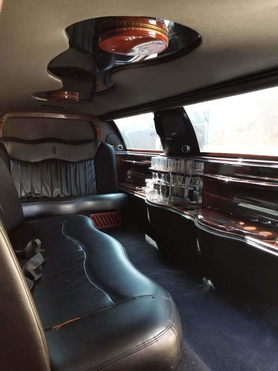 Limousine for Sale in Nashville, TN - Photo 3