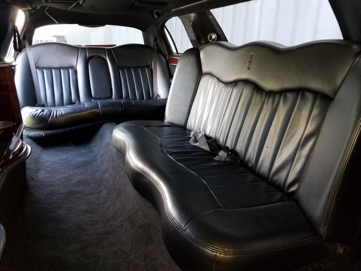 Limousine for Sale in Nashville, TN - Photo 2