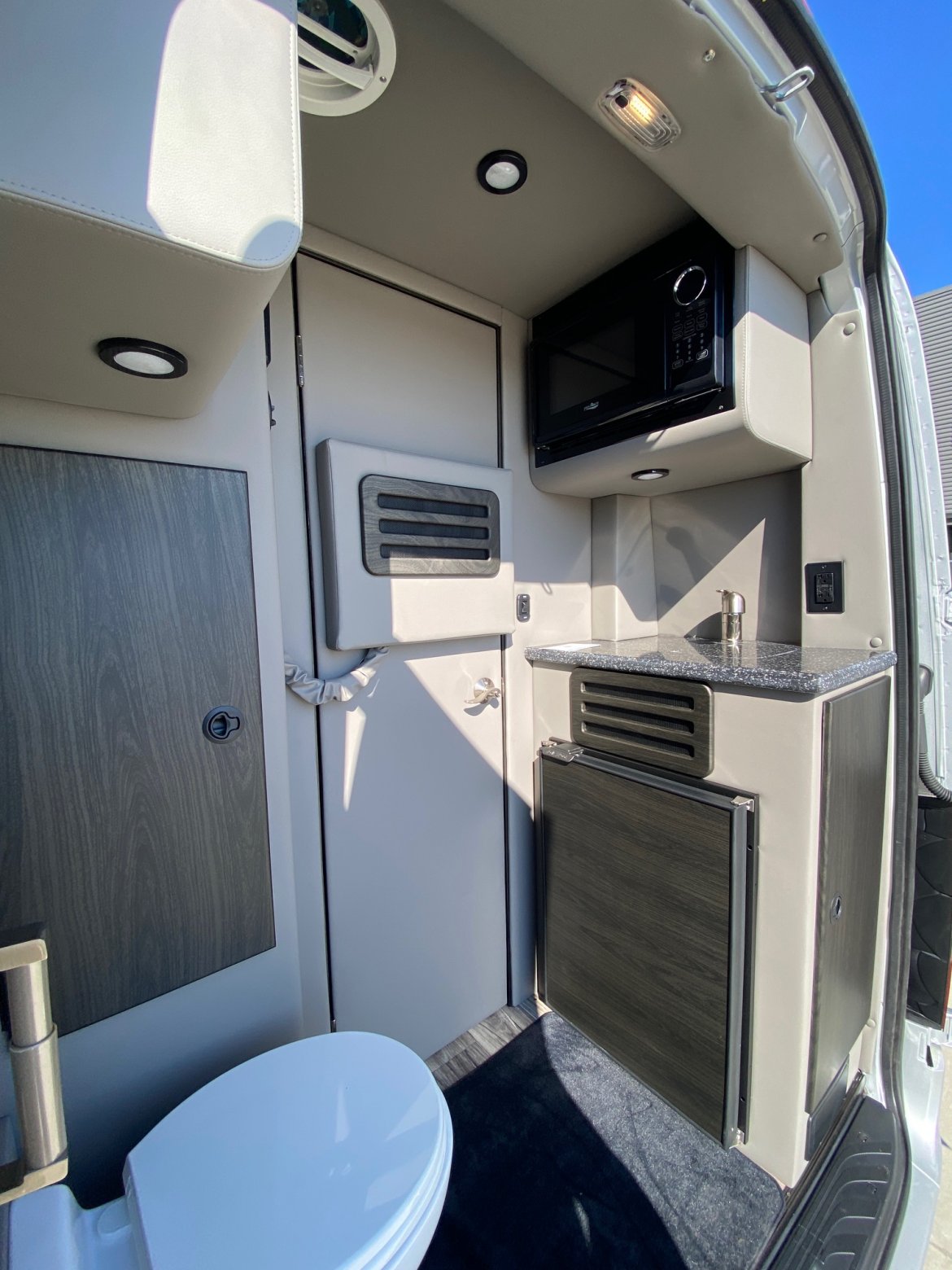 Sprinter for Sale in Baton Rouge, LA - Photo 23