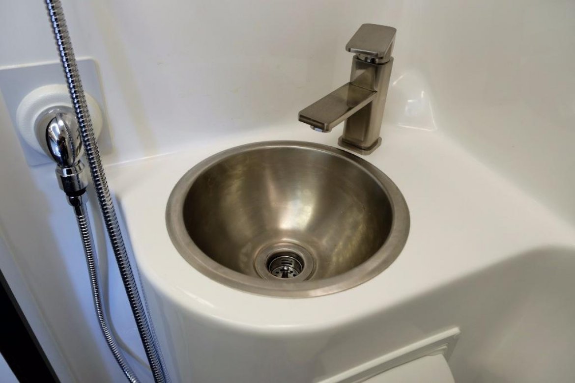 Photo of Sprinter for sale: 2018 Winnebago ERA 70A 4X4 291" by Winnebago