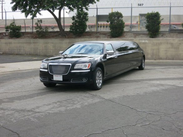 2014 Chrysler 300 C Limousine for Sale in Carson, CA - Main Photo