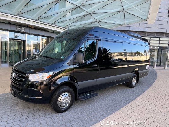 2022 Mercedes-Benz SPRINTER 3500 Executive Shuttle for Sale in SPRINGFIELD, VA - Photo 3
