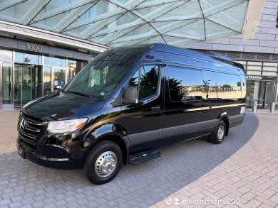 2022 Mercedes-Benz SPRINTER 3500 Executive Shuttle for Sale in SPRINGFIELD, Virginia, US - Photo 3