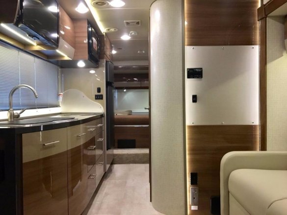 2016  Winnebago Winnebago View 24G Sprinter