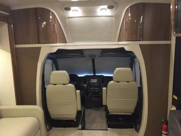 2016  Winnebago Winnebago View 24G Sprinter