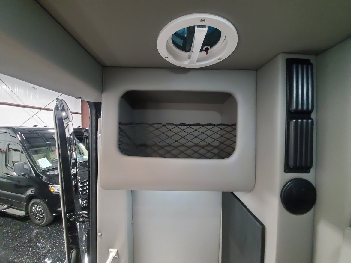 New 2023 MercedesBenz Sprinter 3500 170" EXT Luxe Day Cruiser D6 SS