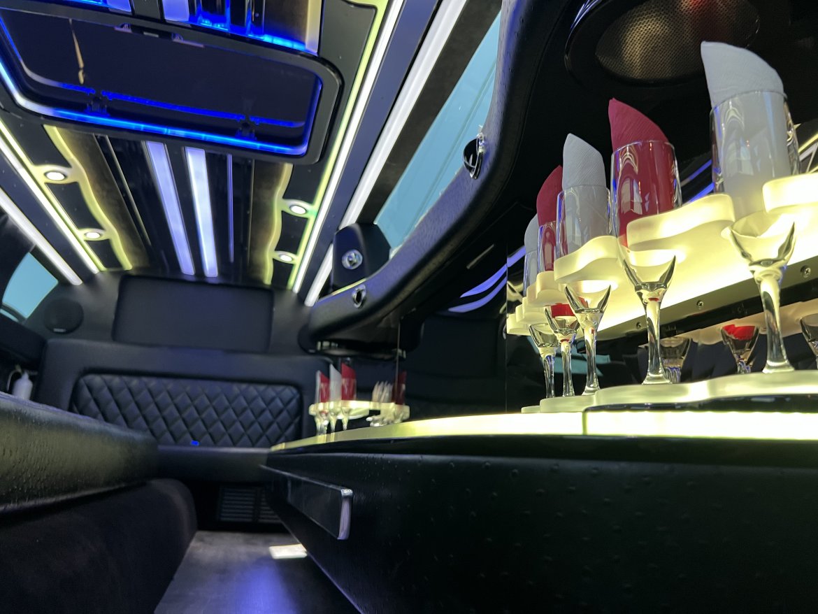 Limousine for Sale in Anaheim, CA - Photo 4