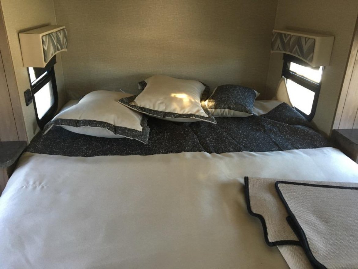 Photo of Sprinter for sale: 2017 Mercedes-Benz Dynamax Isata 3 24RW 295&quot; by Dynamax