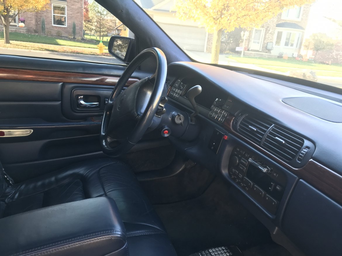 Limousine for Sale in Brownstown, MI - Photo 20