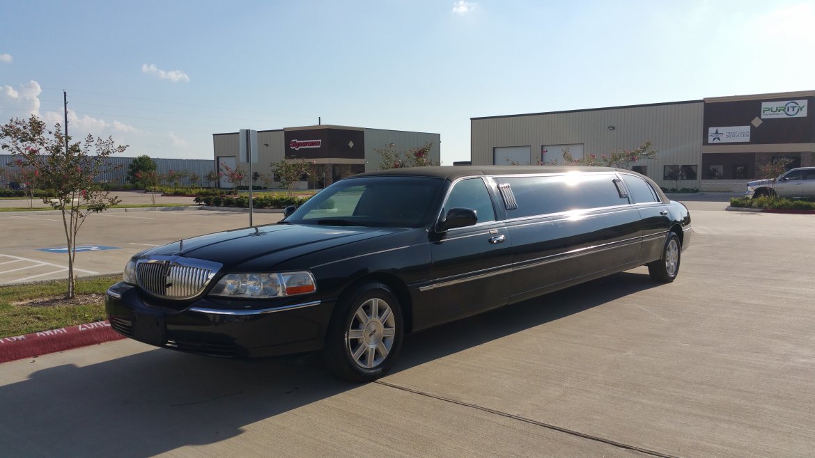Photo of Limousine for sale: 2006 Lincoln TownCar 120&quot; by Krystal