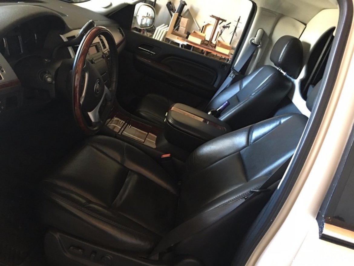 Photo of Limousine for sale: 2007 Cadillac  XTS 220&quot; by Limos by Moonlight