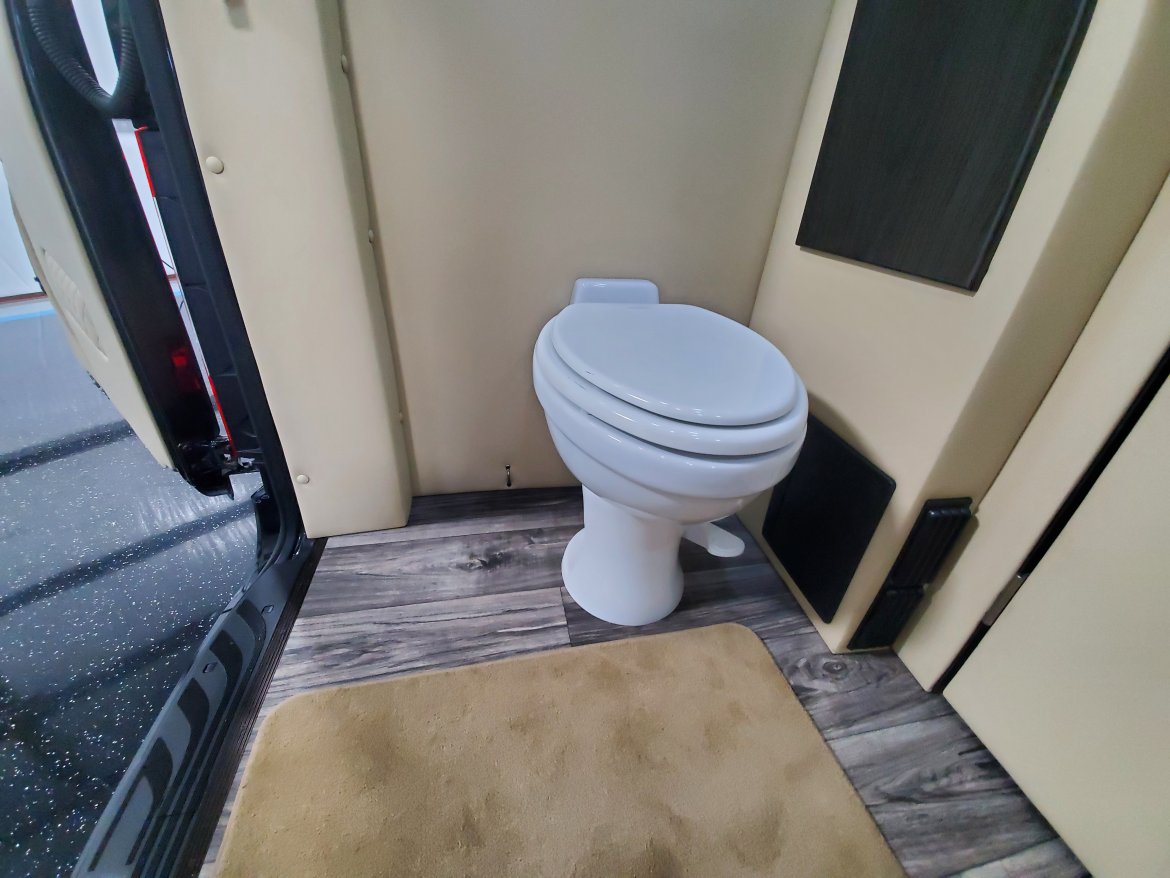 Sprinter for Sale in Houston, TX - Photo 8