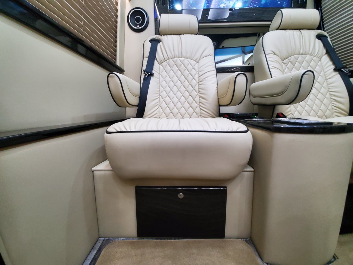 Sprinter for Sale in Houston, TX - Photo 26
