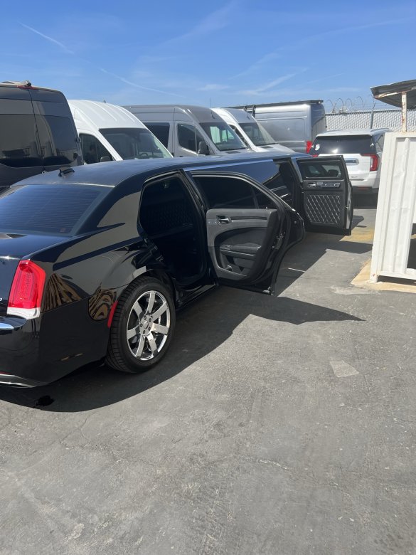 2018 Chrysler 300 140' Limousine for Sale in Anaheim, CA - Photo 2