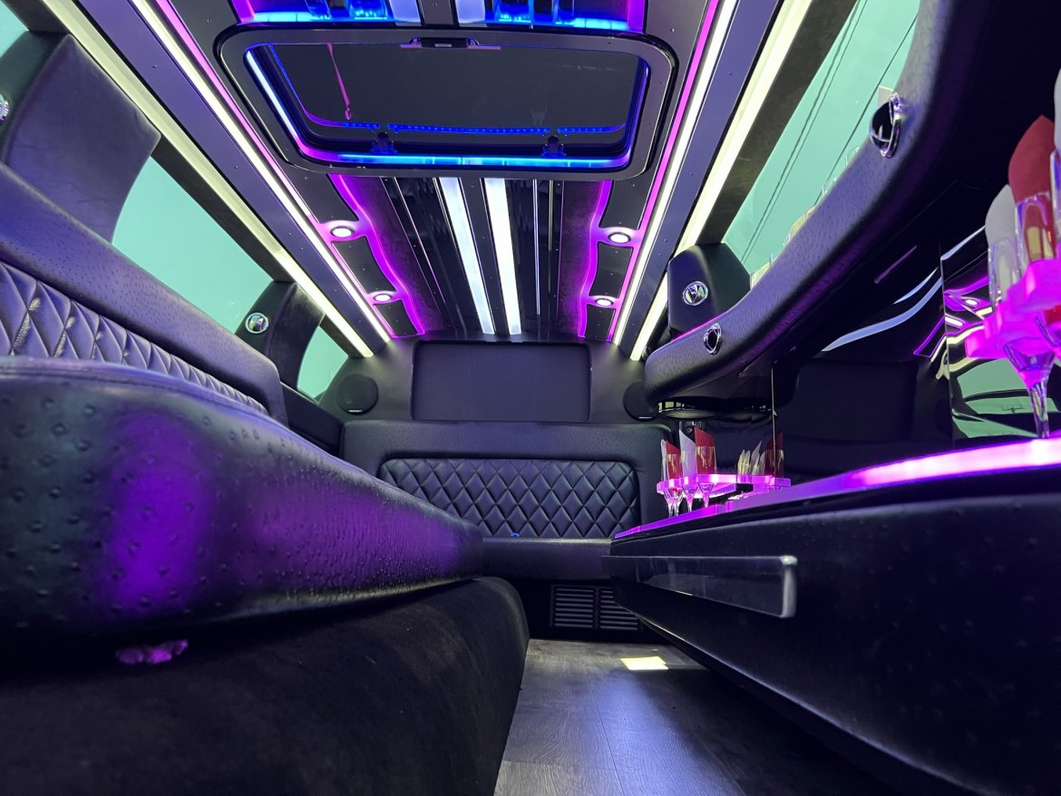 Limousine for Sale in Anaheim, CA - Photo 12
