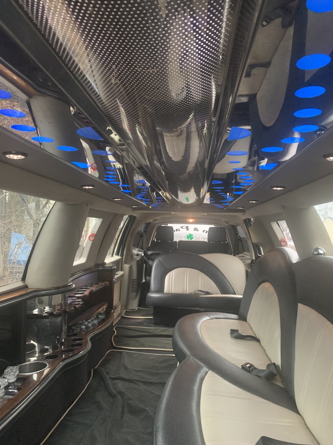 SUV Stretch for Sale in Pompton Plains, NJ - Photo 16
