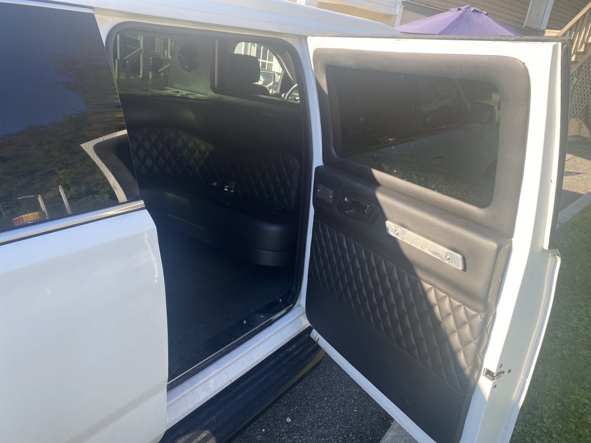 Limousine for Sale in Mahopac ny, AL - Photo 6