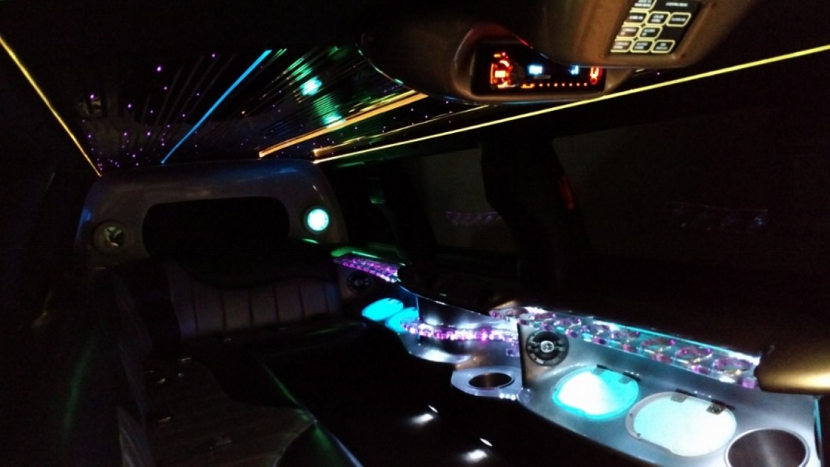 Photo of SUV Stretch for sale: 2007 Lincoln  Navigator  140&quot; by Royale