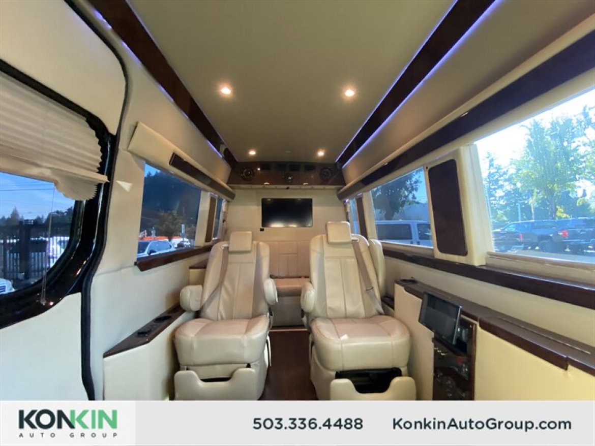 Limousine for Sale in Portland, OR - Photo 22